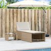vidaXL Lettini prendisole 2 pz con tavolo beige in polyrattan