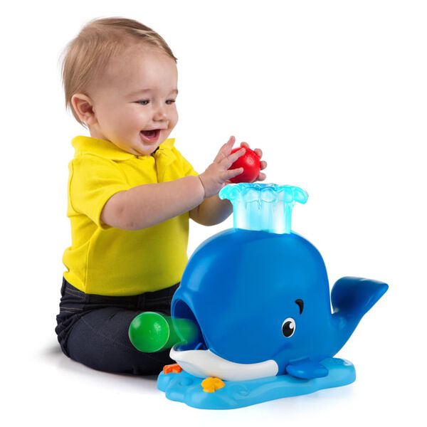 Bright Starts Giocattolo Attivit&agrave; Silly Spout Whale Popper
