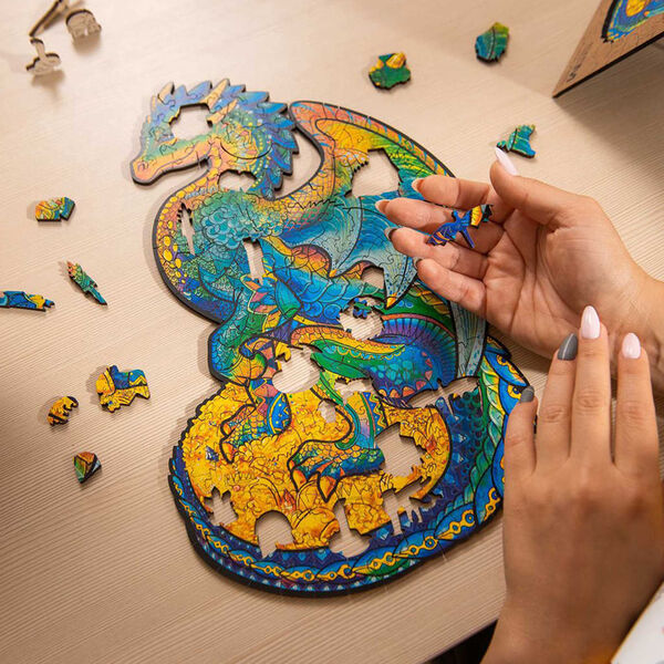 UNIDRAGON Puzzle in Legno 183 pz Guarding Dragon Medio 21x33 cm