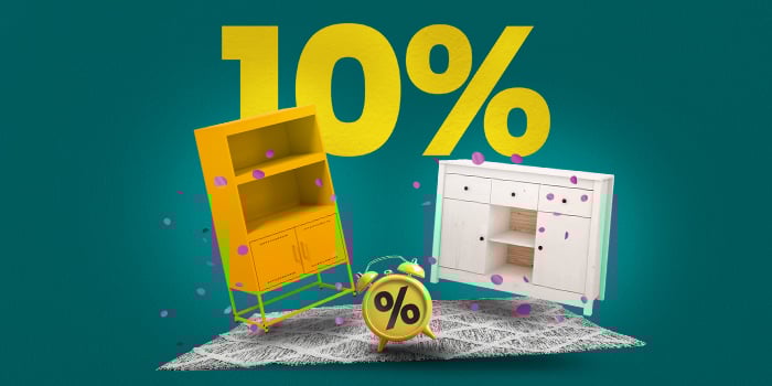 Banner con due armadi contenitori, tappeto e sveglia con grande testo giallo “10%”'.